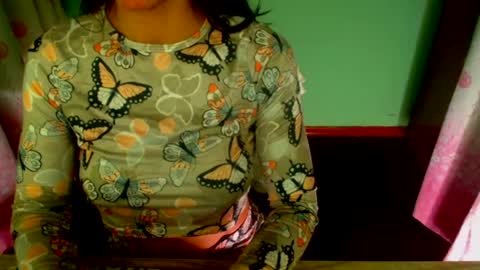 Snapshot of lisstaylor chatting on 01.08.25 Liss online show from 01.08.25