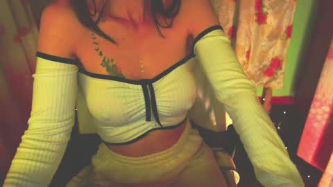 Snapshot of lisstaylor chatting on 02.25.25 Liss online show from 02.25.25