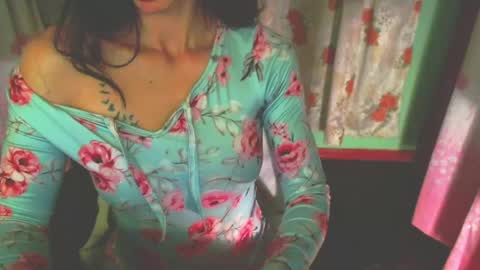 Snapshot of lisstaylor chatting on 03.03.25 Liss online show from 03.03.25