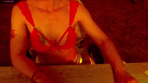 Snapshot of lisstaylor chatting on 09.22.25 Liss online show from 09.22.25