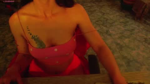 Snapshot of lisstaylor chatting on 11.09.25 Liss online show from 11.09.25