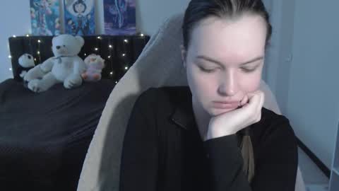 little__flowers online show from 01.18.26