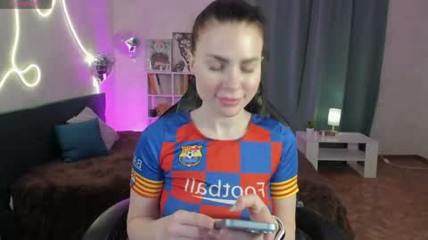 Isabel online show from 05.07.26