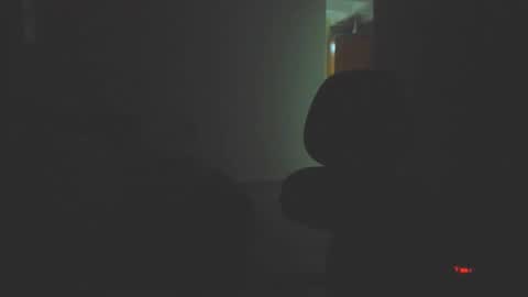 Snapshot of little_africa chatting on 01.13.25 little_africa online show from 01.13.25