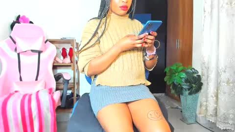 Snapshot of little_africa chatting on 11.09.25 little_africa online show from 11.09.25