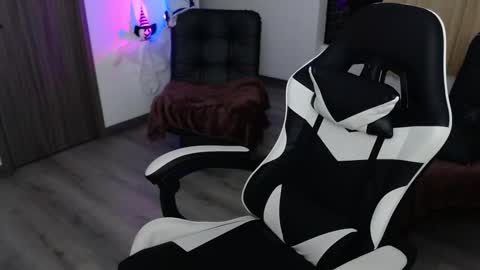 Amelie  online show from 10.30.25