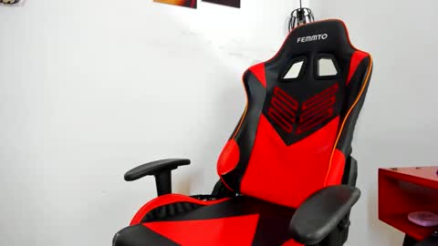 Aliciaparaisss online show from 11.13.25