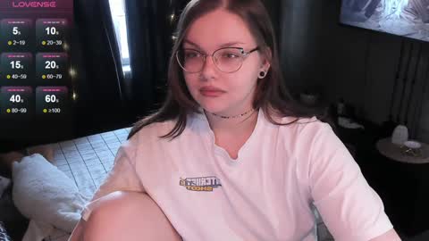 Snapshot of little_bambii_ chatting on 12.05.24 Eva online show from 12.05.24