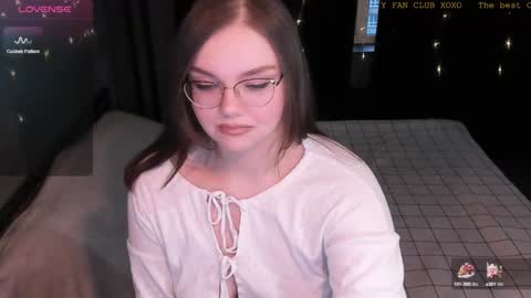 Snapshot of little_bambii_ chatting on 12.24.24 Eva online show from 12.24.24