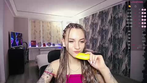 Birdy online show from 03.08.25