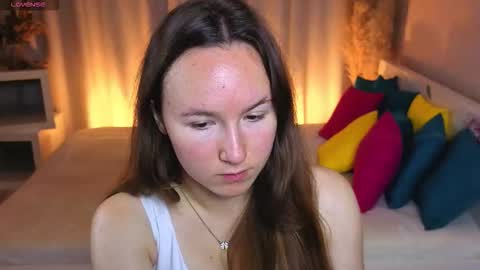 Snapshot of little_doll_meow chatting on 09.09.25 Alexandra online show from 09.09.25