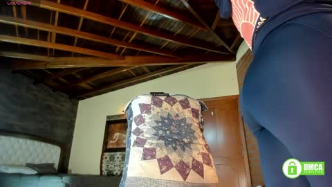 Snapshot of little_izzi chatting on 04.06.26 Izzi online show from 04.06.26