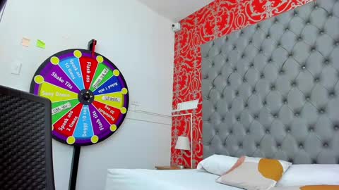 little_lilith_apple online show from 02.18.25