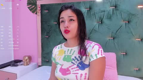 Snapshot of little_melanie chatting on 12.21.24 little_melanie online show from 12.21.24