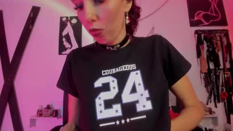 Little Nauughty2 online show from 11.12.25