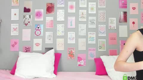 Snapshot of little_radiant_sun chatting on 02.28.25 Kriss online show from 02.28.25