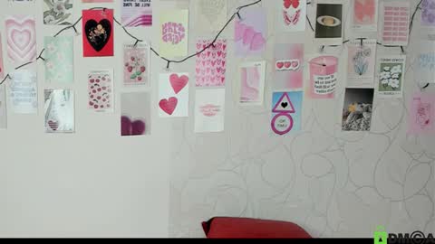 Snapshot of little_radiant_sun chatting on 09.21.25 Kriss online show from 09.21.25