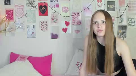 Snapshot of little_radiant_sun chatting on 02.06.26 Kriss online show from 02.06.26