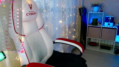 Snapshot of little_raiden chatting on 02.08.25 little_raiden online show from 02.08.25