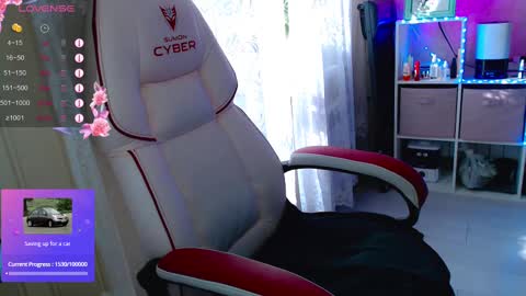 Snapshot of little_raiden chatting on 03.03.25 little_raiden online show from 03.03.25