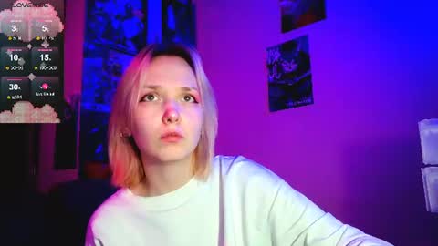 Snapshot of little_sugar_queen chatting on 07.22.26 Akin online show from 07.22.26