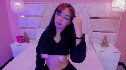 Im your little Velinda  online show from 04.15.26
