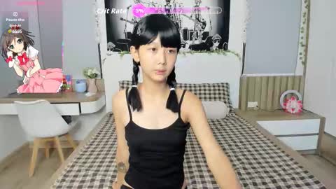 Snapshot of little_yena chatting on 10.16.25 Yena and Gabby online show from 10.16.25