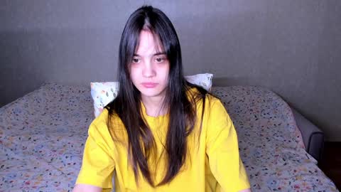 Snapshot of littleashleyy chatting on 12.19.24 littleashleyy online show from 12.19.24