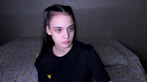 Snapshot of littleashleyy chatting on 12.22.24 littleashleyy online show from 12.22.24