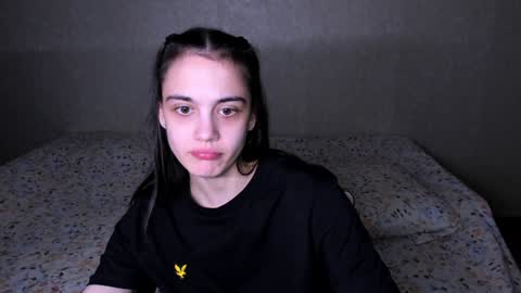 Snapshot of littleashleyy chatting on 12.22.24 littleashleyy online show from 12.22.24