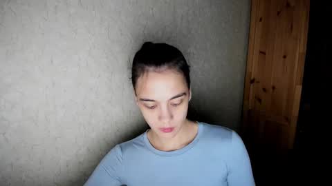 Snapshot of littleashleyy chatting on 11.29.25 littleashleyy online show from 11.29.25