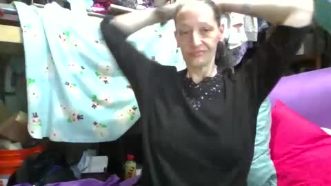 Snapshot of littlebigsquirt7945 chatting on 03.03.26 Sady Jayne online show from 03.03.26