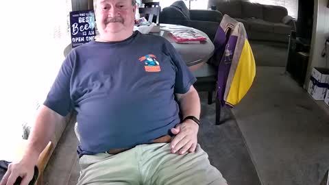 Littled83057 online show from 09.17.25