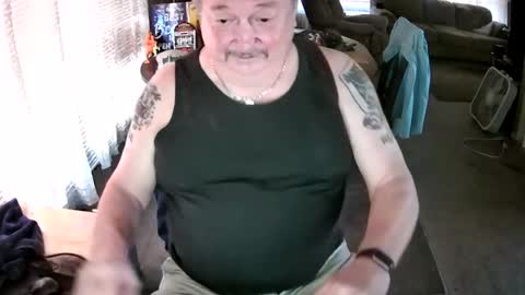 Littled83057 online show from 06.12.26