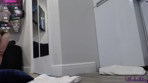 Snapshot of littledeathtrap chatting on 12.26.24 littledeathtrap online show from 12.26.24