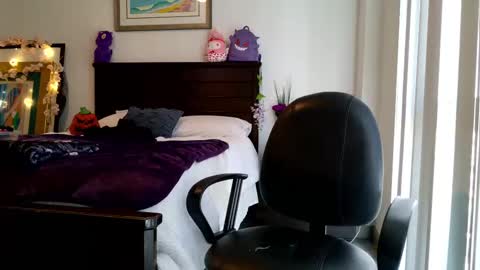 Snapshot of littledeathtrap chatting on 09.11.25 littledeathtrap online show from 09.11.25