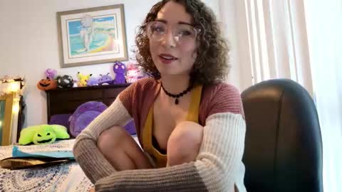 Snapshot of littledeathtrap chatting on 11.15.25 littledeathtrap online show from 11.15.25