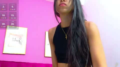 Snapshot of littlee_emilyy_ chatting on 06.07.26 Emily online show from 06.07.26