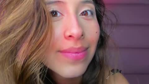 littlee_emma_ online show from 01.04.25