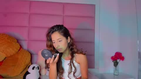 littlee_emma_ online show from 01.13.25