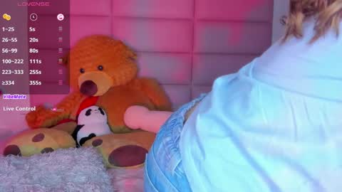 littlee_emma_ online show from 03.06.25