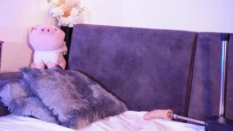 Sophie online show from 04.28.26