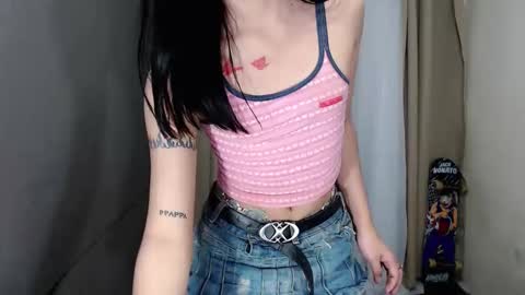 littlelace_ online show from 04.04.26