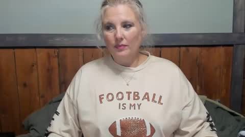 Snapshot of littlelisa1 chatting on 09.19.25 lisanixs online show from 09.19.25