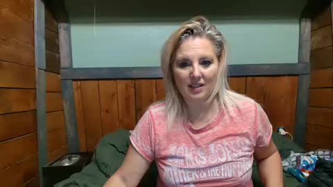 Snapshot of littlelisa1 chatting on 11.13.25 lisanixs online show from 11.13.25