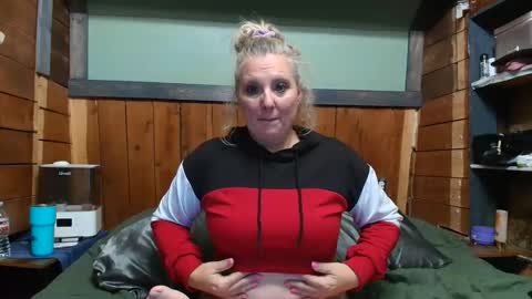 lisanixs online show from 04.19.26