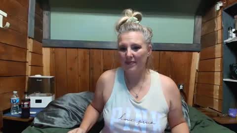 lisanixs online show from 04.30.26