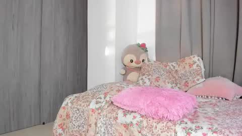 Luna online show from 02.20.25