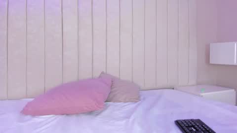 Snapshot of littleoliviia_ chatting on 01.27.25 im olivia IG littleolivia01 online show from 01.27.25