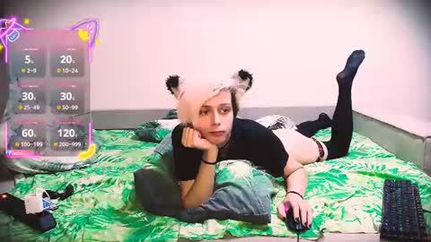 Snapshot of littlepinkcat chatting on 07.22.26 Felix online show from 07.22.26